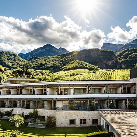 Hotel Hasslhof Caldaro Buitenkant foto