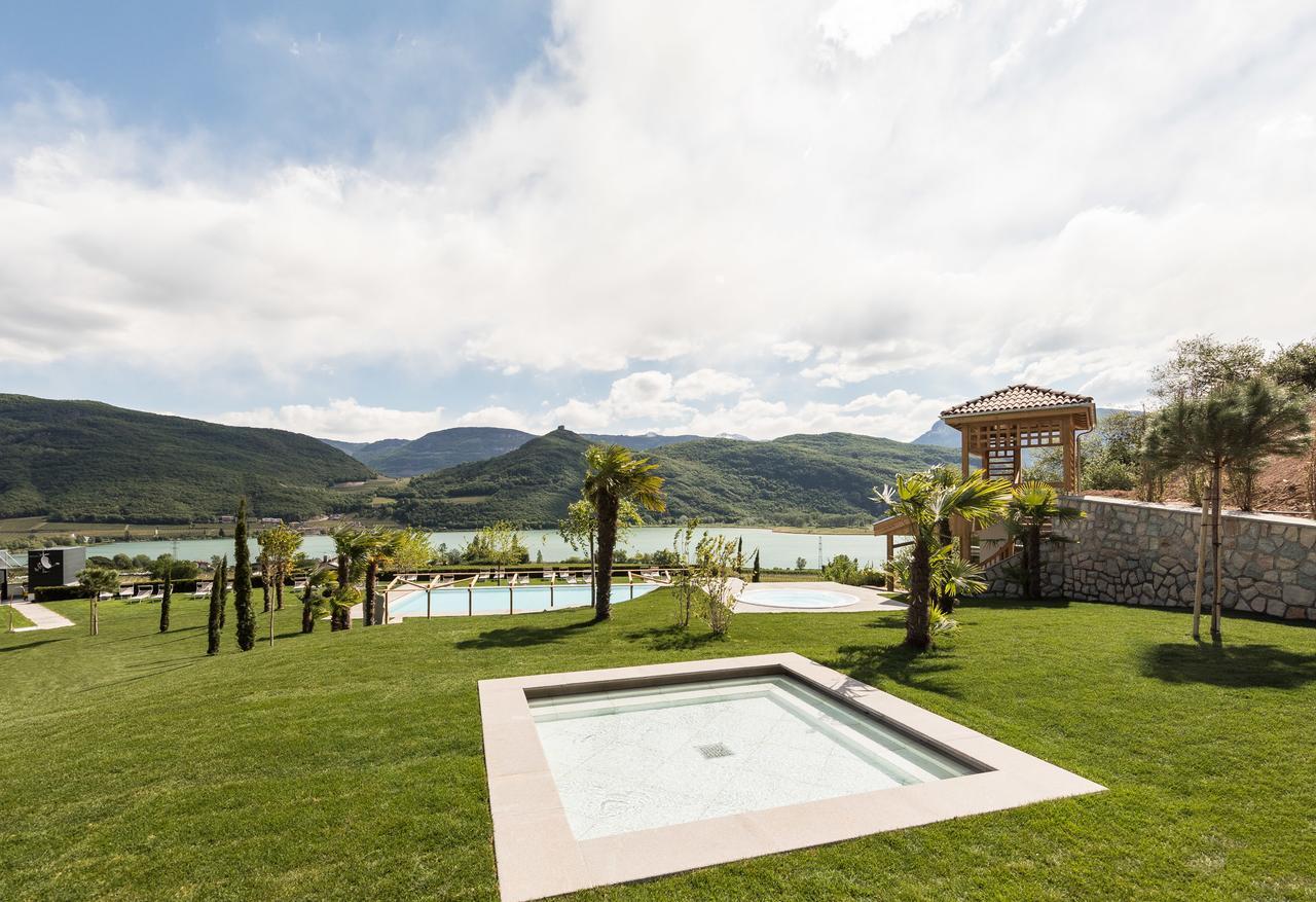 Hotel Hasslhof Caldaro Buitenkant foto
