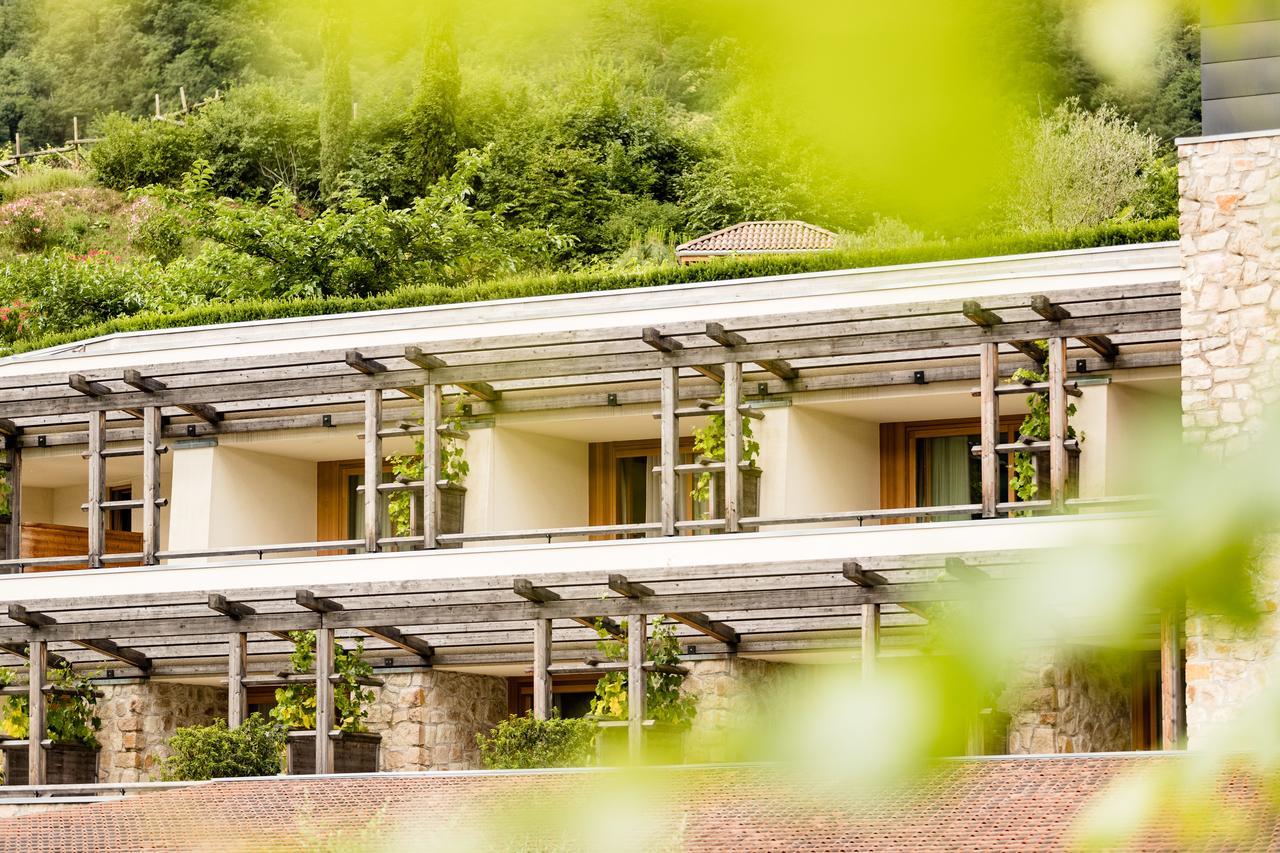 Hotel Hasslhof Caldaro Buitenkant foto